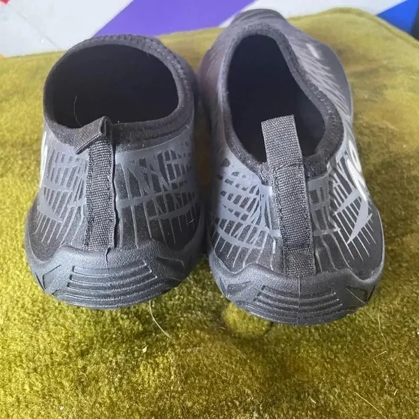 AQURUN Unisex Black Water Shoes Size 10 Women 270mm EUC 015‎ - Image 3