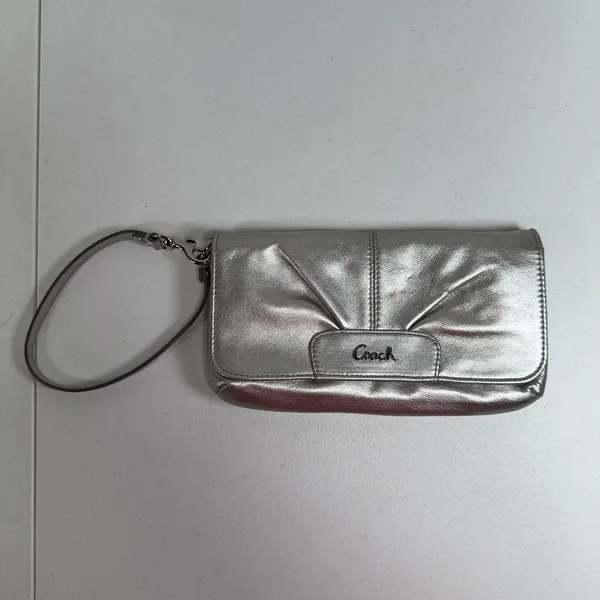 Coach Small Ashley Baguette Clutch Metallic Silver Leather Pleated Logo Y2K - Image 10