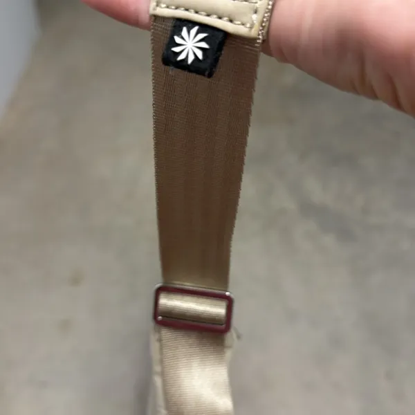 ATHLETA - crossbody bag (13) - Image 6