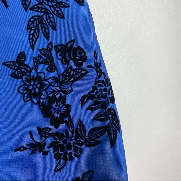 B. Darlin Blue & Black Floral Velvet Open Back A Line Dress - Image 4