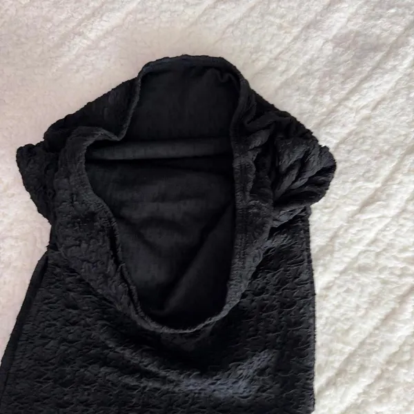 Shein Women's Black Crop-top - Image 6