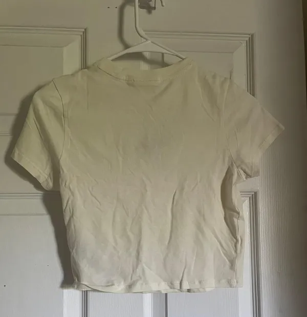 Guess Off White and Brown Baby Tee - Image 3