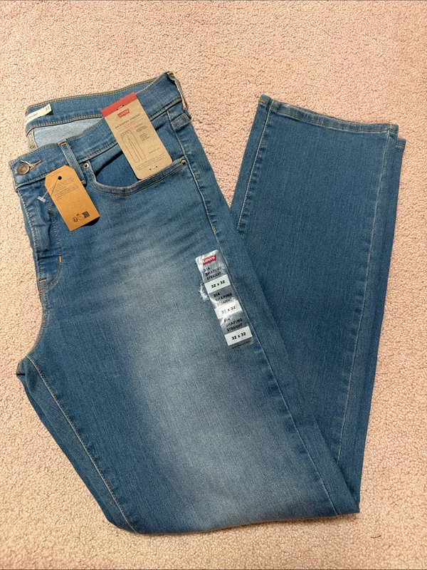 Levi's 314 Shaping Straight Leg Women's Jeans in Medium Blue 32x32 - Image 7