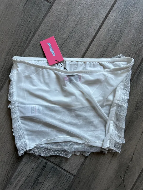 Edikted White Lace Ruffle Tube Top - Image 6