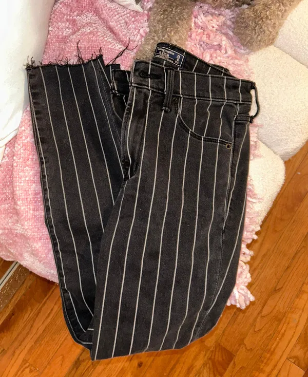 Jeans - Image 2