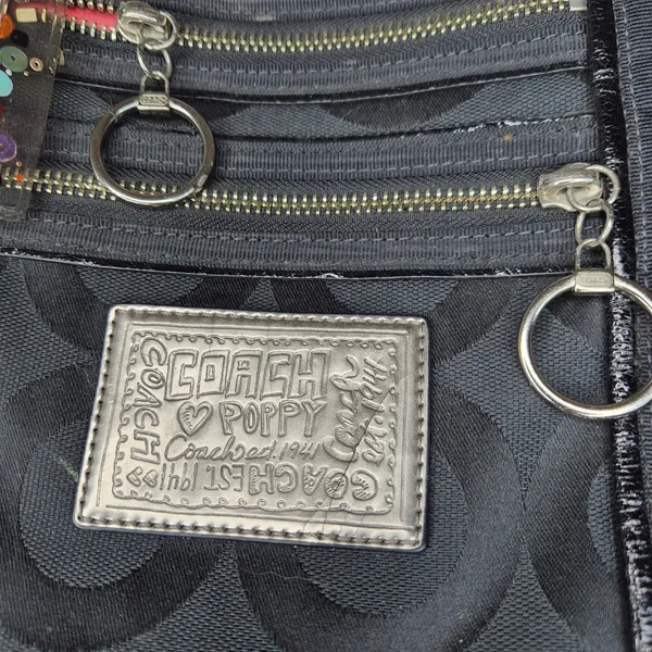 Coach Poppy Glam Tote 13826 Op Art Signature Jacquard Black Shoulder Bag Y2K VTG - Image 3