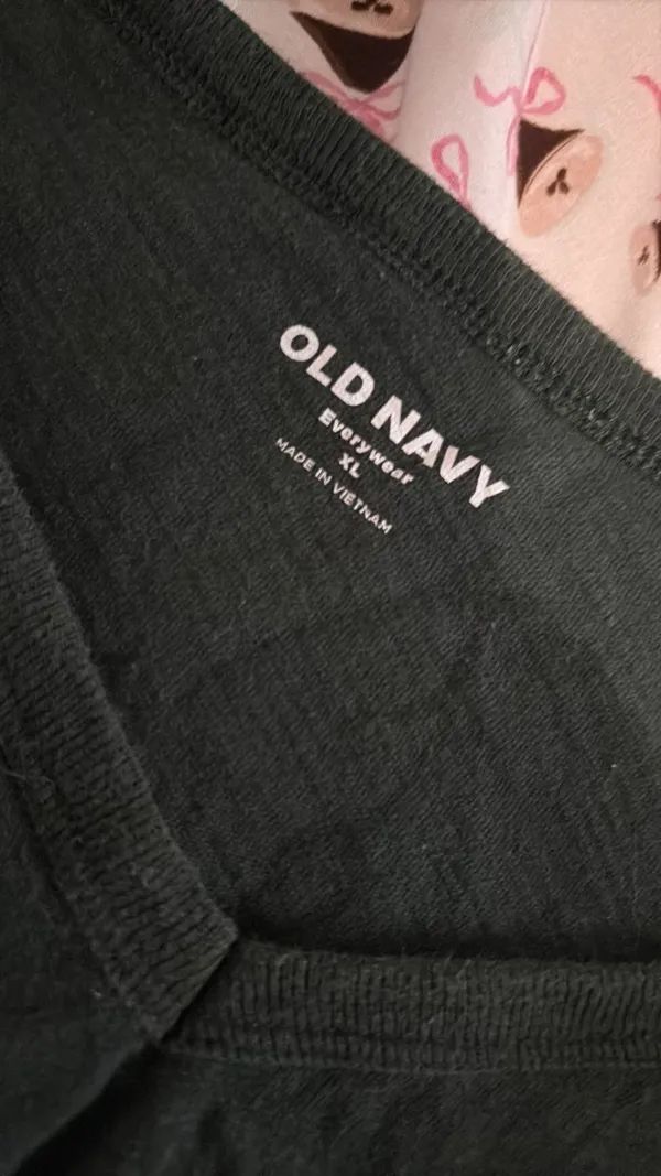 Old Navy XL Shirt Women’s  - Image 2