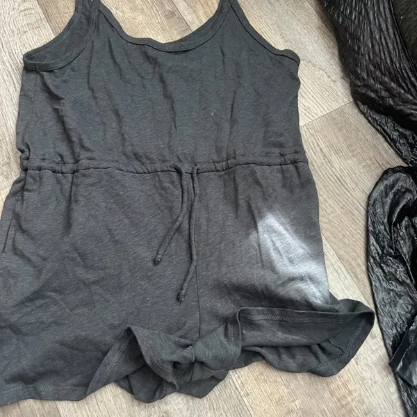 Spiritual Gangster Perfect Lounge Romper size‎ small - Image 2
