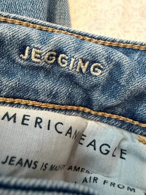 American eagle super stretch ripped jegging  - Image 8