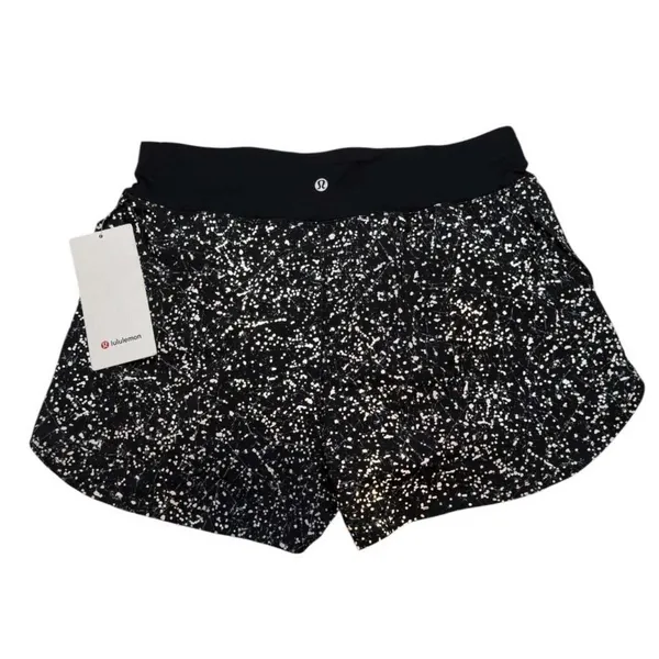 Lululemon Find Your Pace Short High Rise 3" Lined Crinkle Reflective White Black - Image 4