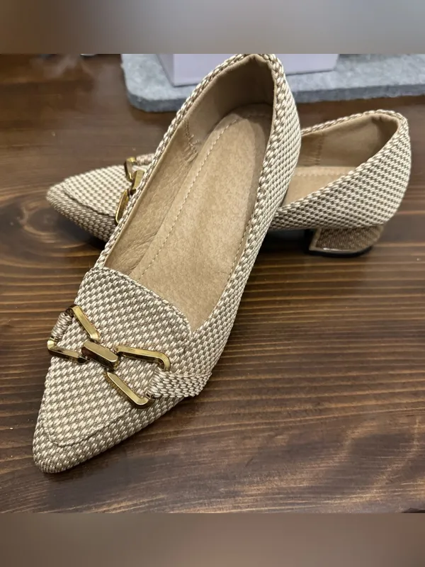 Woven pointed toe loafers Size 5 - Image 2