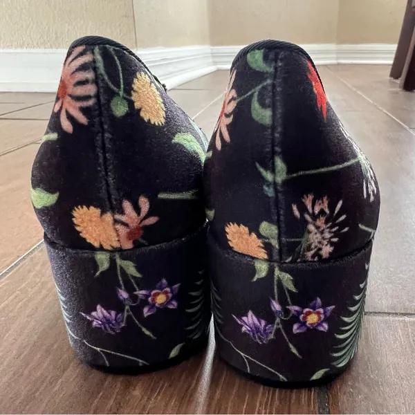 Black Floral Velvet Block Heel Ann Taylor Shoes size 6.5M - Image 4