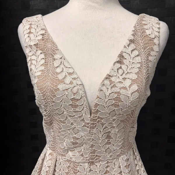 NWT Lulus All‎ of My Heart White Lace Skater Dress Small Bride Cocktail Grad - Image 2