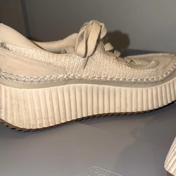 Dolce Vita Denae Cream Woven Sneakers - Image 5