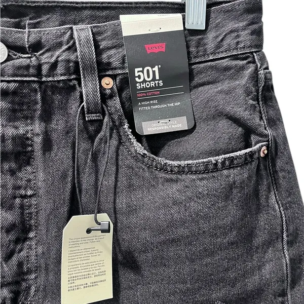 Levi's 501 NWT Black Cut Off Denim Jean Shorts Size 32 Distressed Casual - Image 2