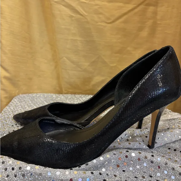 White House Black Market‎ Glossy Black Pumps - Image 9