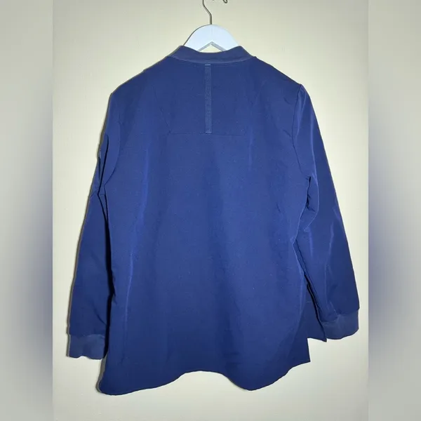 FIGS Bellery Scrub Jacket for Women — 7 Pockets, Bomber-Inspired Fit size Large - Image 4