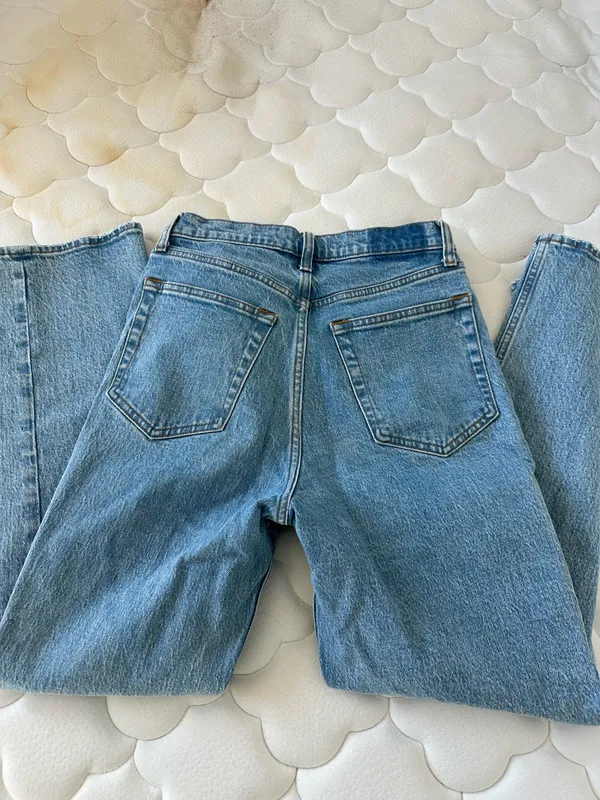 Abercrombie High-Rise Jeans 90s Straight - Image 4