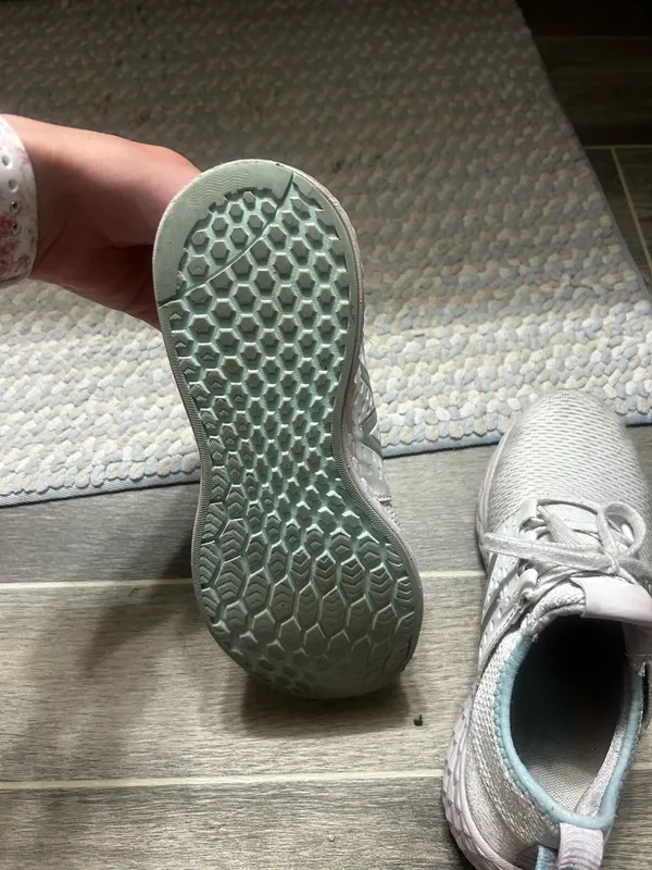 New Balance Sneakers - Image 4