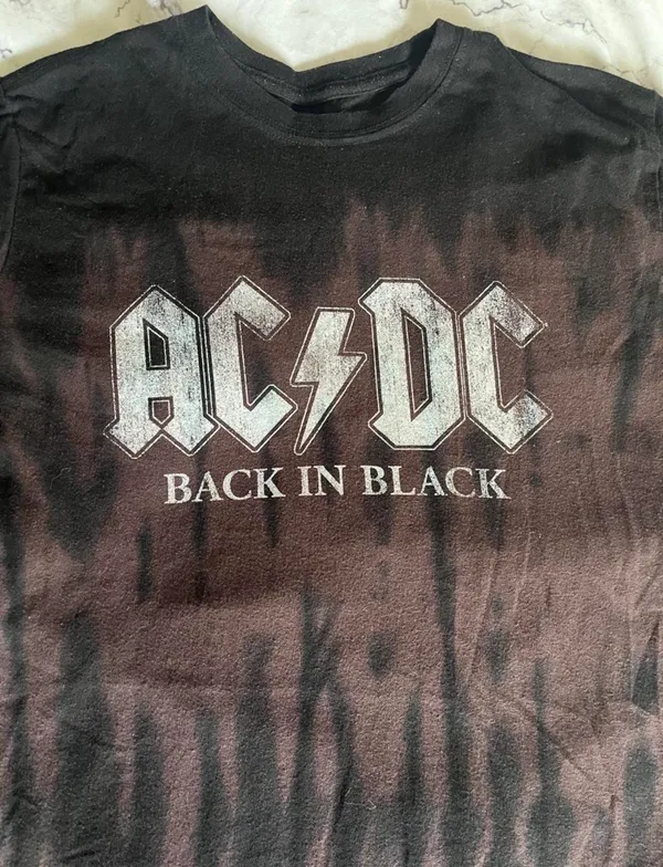 AC/DC Back in Black tee Size XS - Image 3