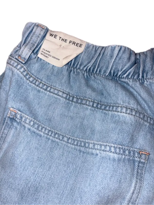 We The Free Clark Pleated Denim Shorts Medium NWOT - Image 7