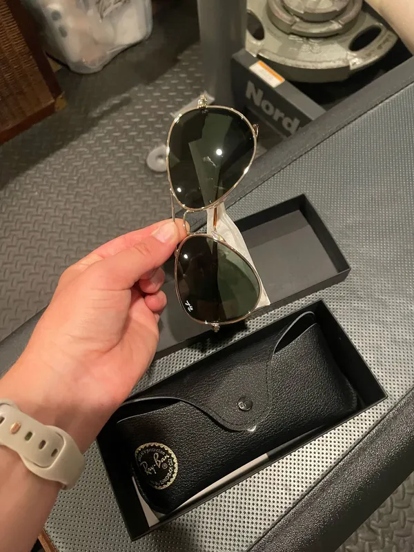 Ray-Ban Aviator Sunglasses - Image 5