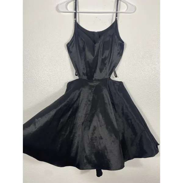 Windsor Black Satin Fit-and-Flare Spaghetti Strap Cutout Dress Size 5/6 - Image 5