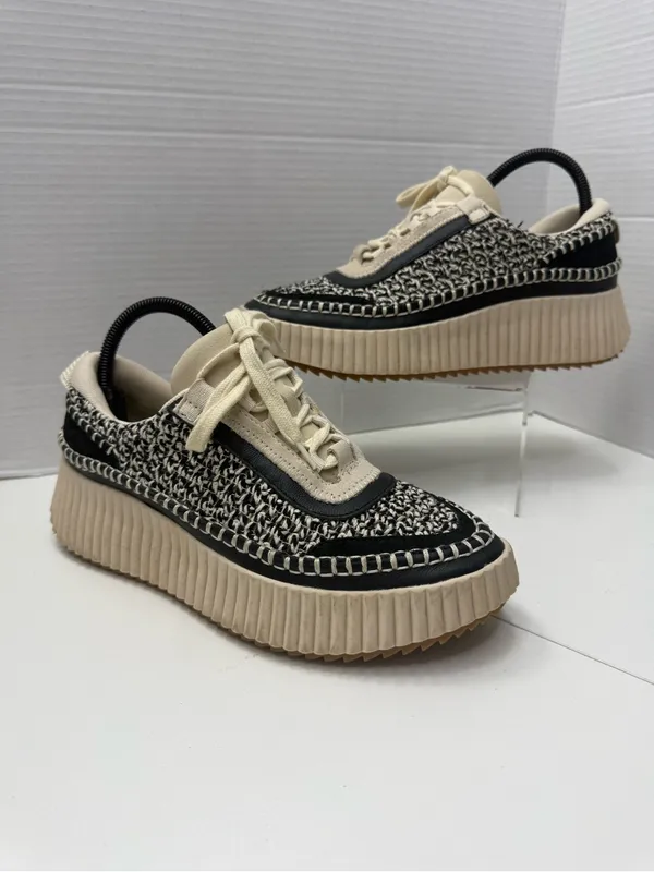 Dolce Vita Dolen Platform Sneakers in Black and White Woven Fabric size 9 - Image 2