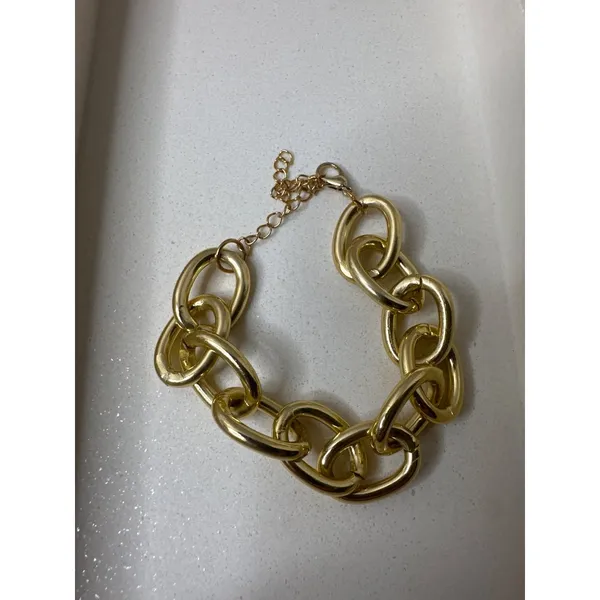 Chunky Gold-Tone Chain Bracelet With Adjustable Clasp Womens Fashion Jewelry - Image 2