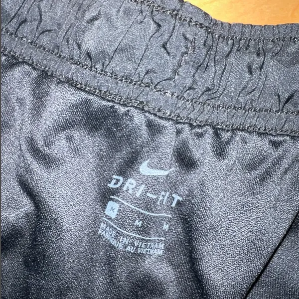 Nike Women's Dark Gray Athletic Shorts - Image 3