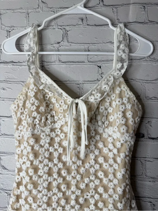 Lulus Charmaine white Floral Lace Mini Dress XS - Image 12