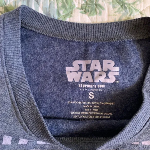 Star Wars Heather Gray Blue Sweatshirt S Porg Kylo Ren C-3PO BB-8 Rey Chewbacca - Image 3