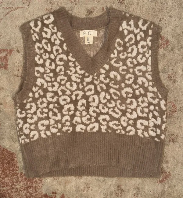 Jessica Simpson Cheetah Leopard Print Sweater Vest Short Sleeve Sleeveless Top - Image 4