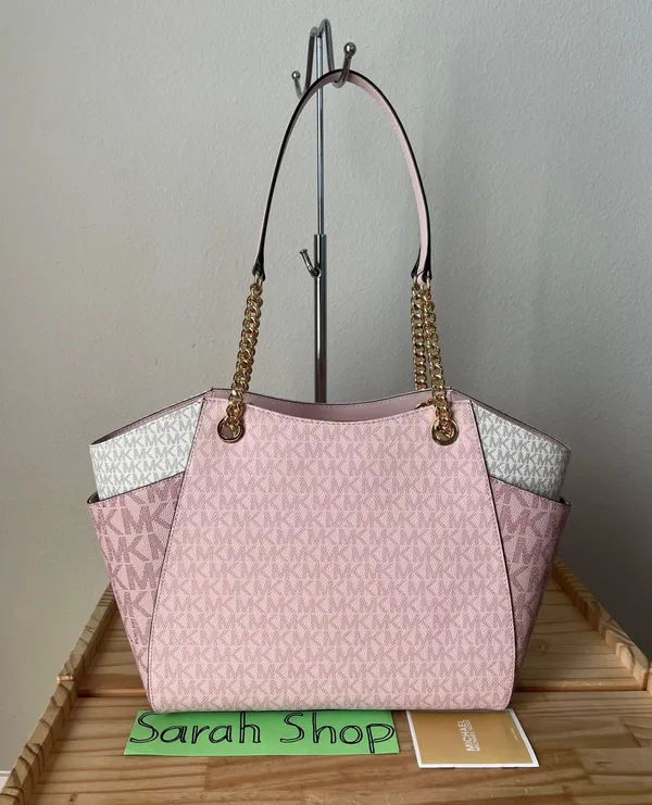 Michael Kors Purse And Wallet - Image 15