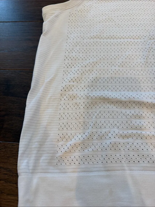 lululemon Women's Breeze By Muscle Squad Tank Top in White Size 6 - P37 - Image 3