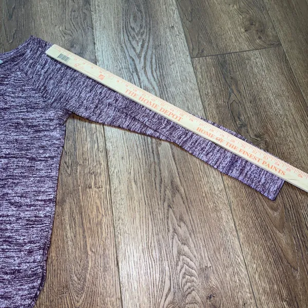 Athleta Space Dye Long Sleeve Top Burgundy Thumbholes Curved Hem Womens M Active - Image 6