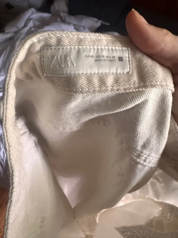 ZARA Jeans Straight High-Rise White and tan - Image 3