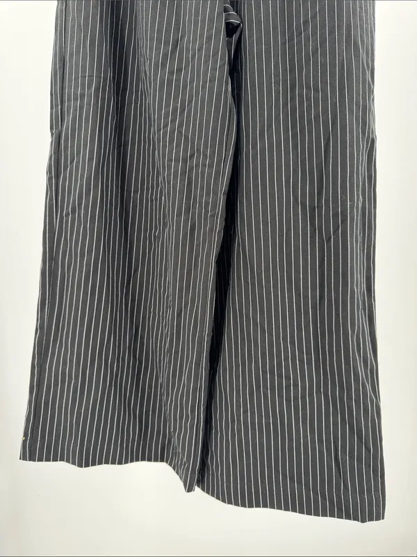 JODIFL Black Pinstripe Elastic-Waist pull on ruffle wide leg Trousers S preppy - Image 5