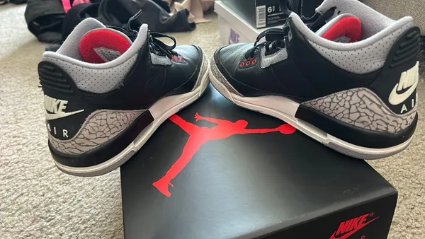 Air Jordan 3 Retro - Image 9