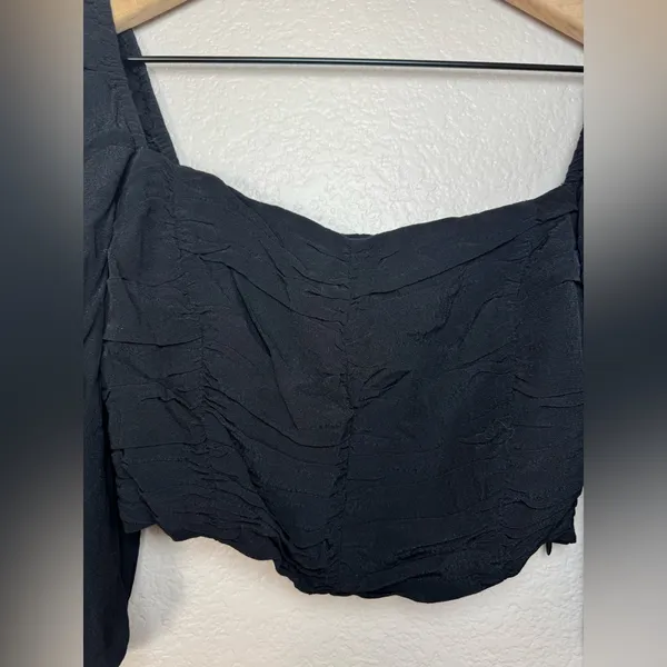 Aritzia Wilfred Lolita Blouse Smocked Cropped Black size Small $110 - Image 10