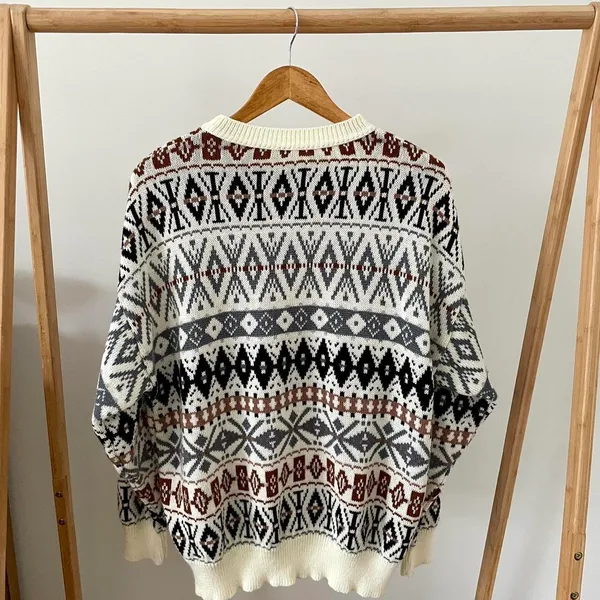 American Vintage Vintage Abstract Geometric Fair Isle Patterned Crewneck Sweater in Cream - Image 5