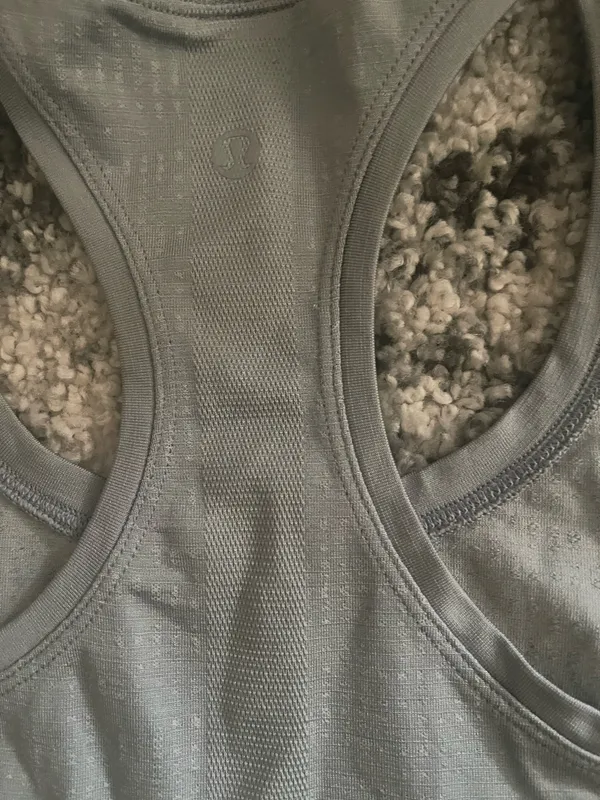 Lululemon Tank - Image 4