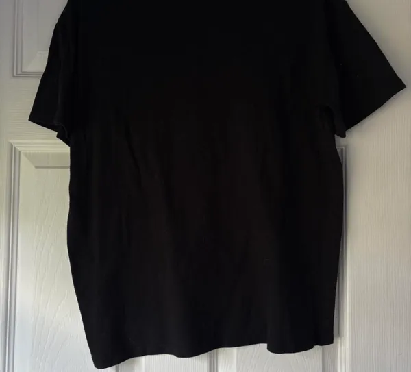 Aritzia heart tshirt - Image 4