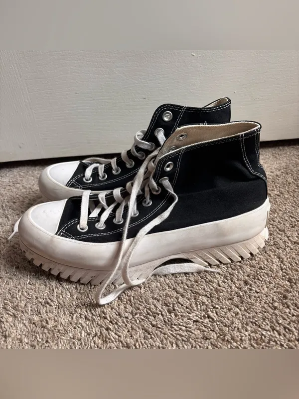Converse Chuck Taylor Lugged 2.0 Platform High Top Sneakers Size 9 - Image 3
