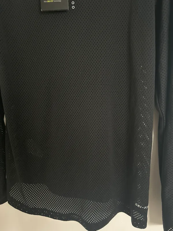 Nike Dri-Fit Long Sleeve - Image 3