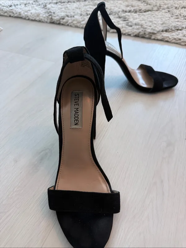 Steve Madden Black Heels Size 8 - Image 2