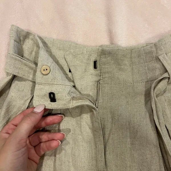 Zara Linen Beige Shorts - Image 2