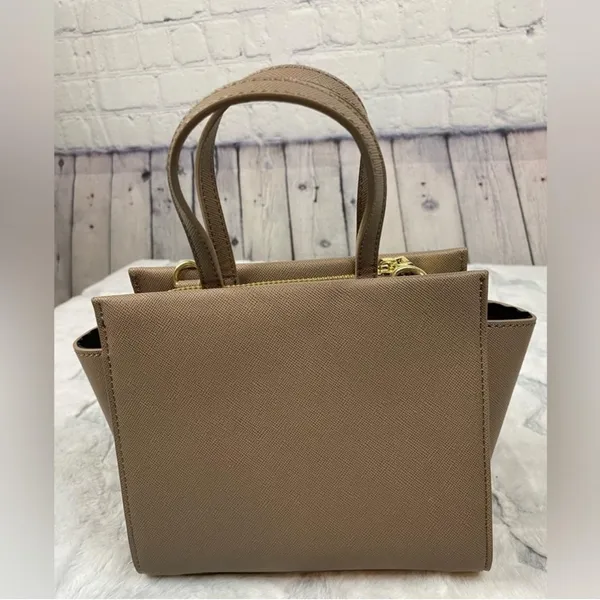 Steve Madden Small‎ Tan Leather Crossbody Top handle Bag gold hardware - Image 3
