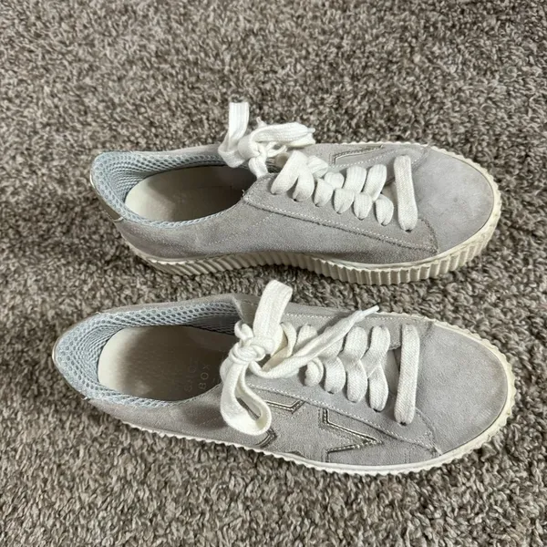 The Shoe Box Platform Tennis Shoes Size 6 - Image 7