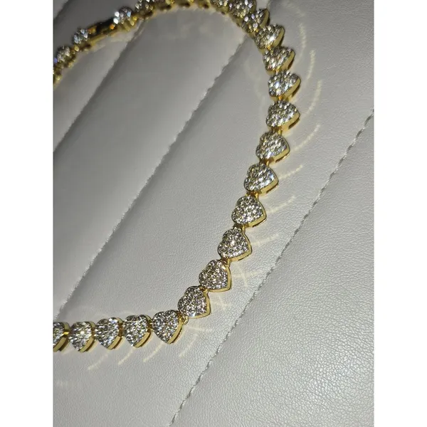 Unbranded Women's Gold and White Jewellery - Image 3